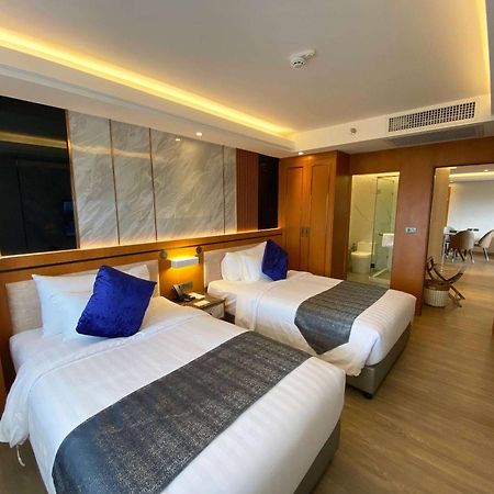 Wyndham Jomtien Pattaya Hotel Na Chom Thian Exterior foto
