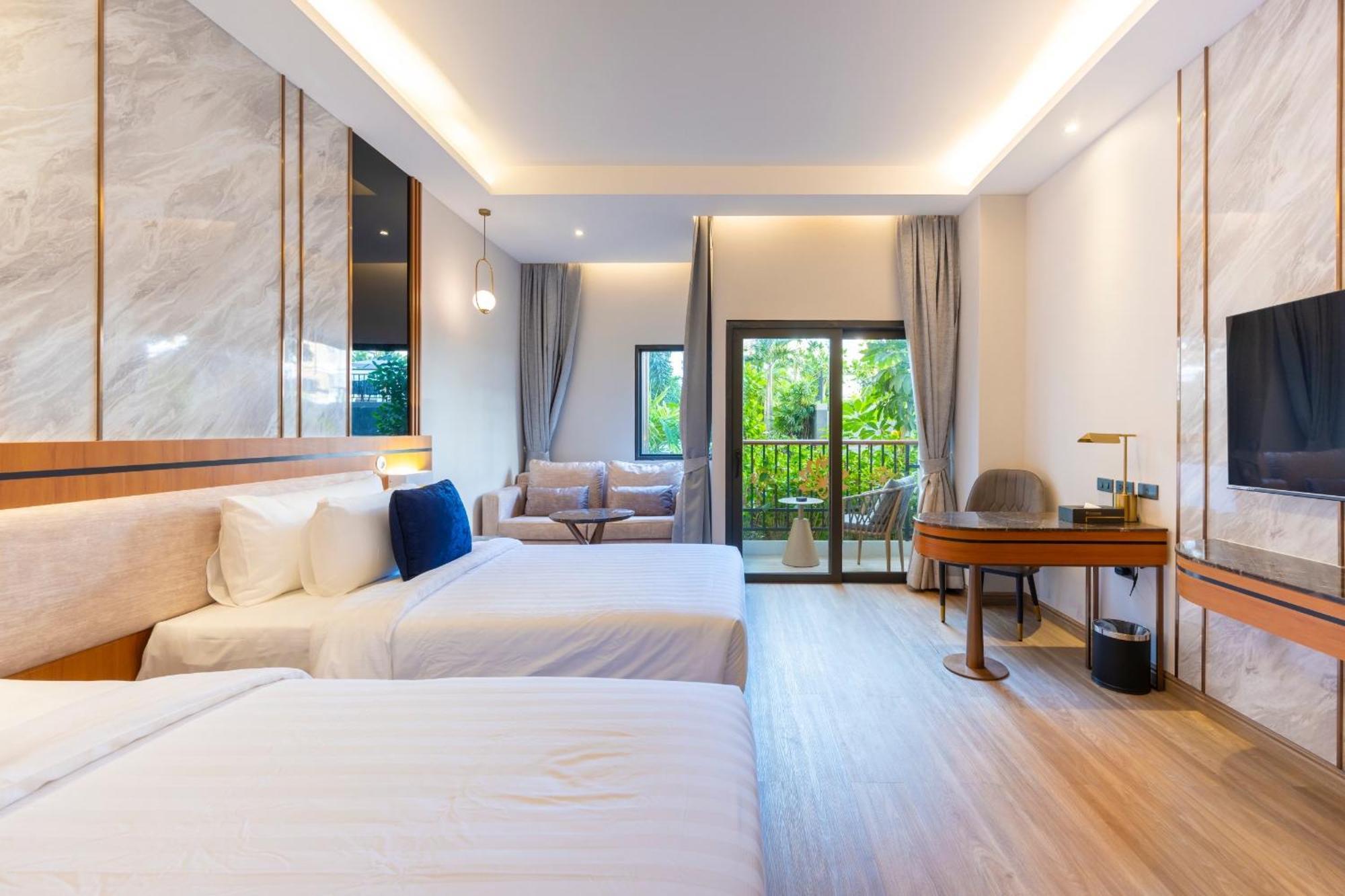 Wyndham Jomtien Pattaya Hotel Na Chom Thian Exterior foto